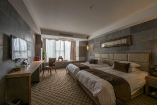 奢华酒店房间装修效果图：沉浸式体验的艺术空间